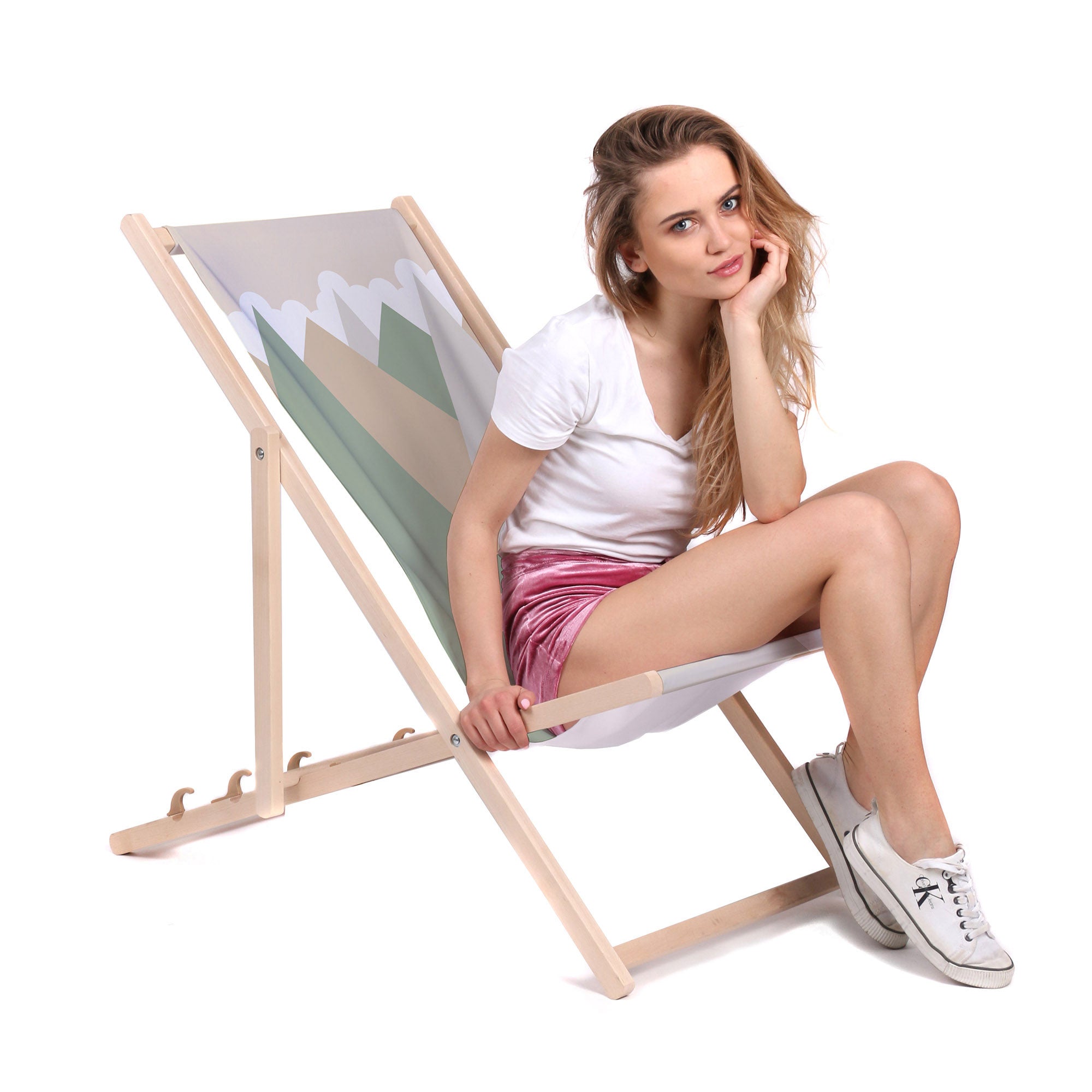 Wooden Deck Chair Triangles Trees-M