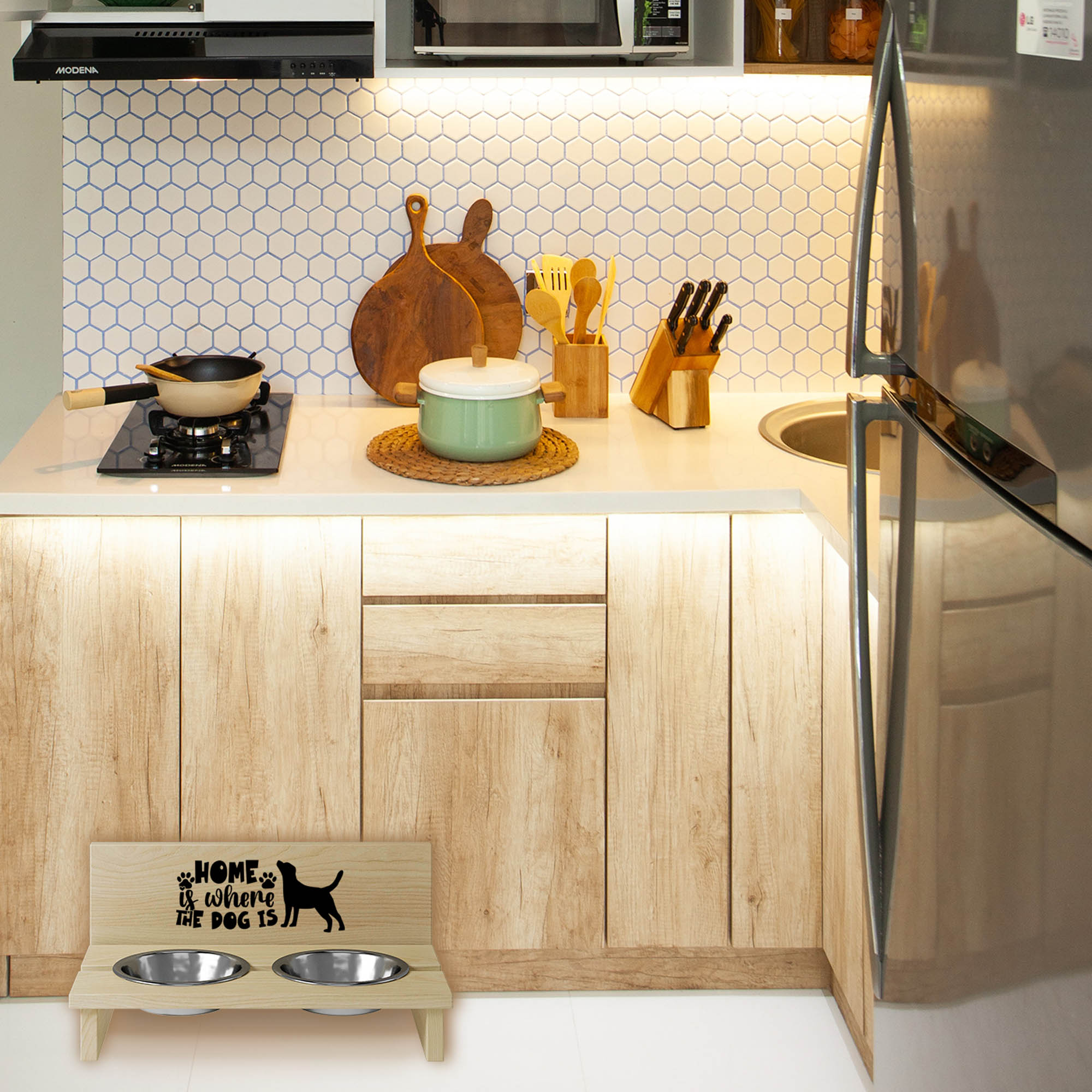 Stojak na miskę dla psa Home is Where the Dog is-L